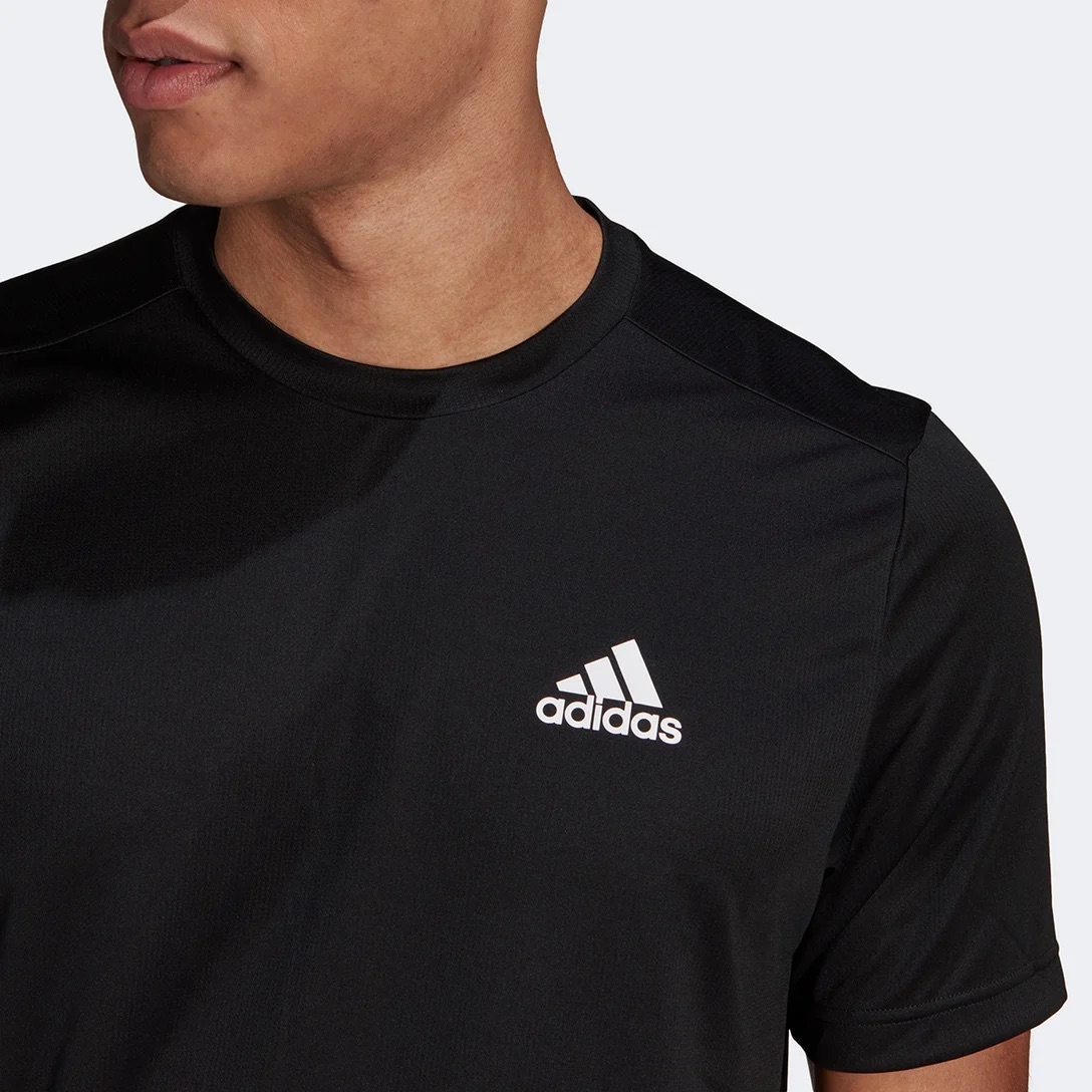 15189119046-camiseta-adidas-d2m-plain-masculina2.jpeg