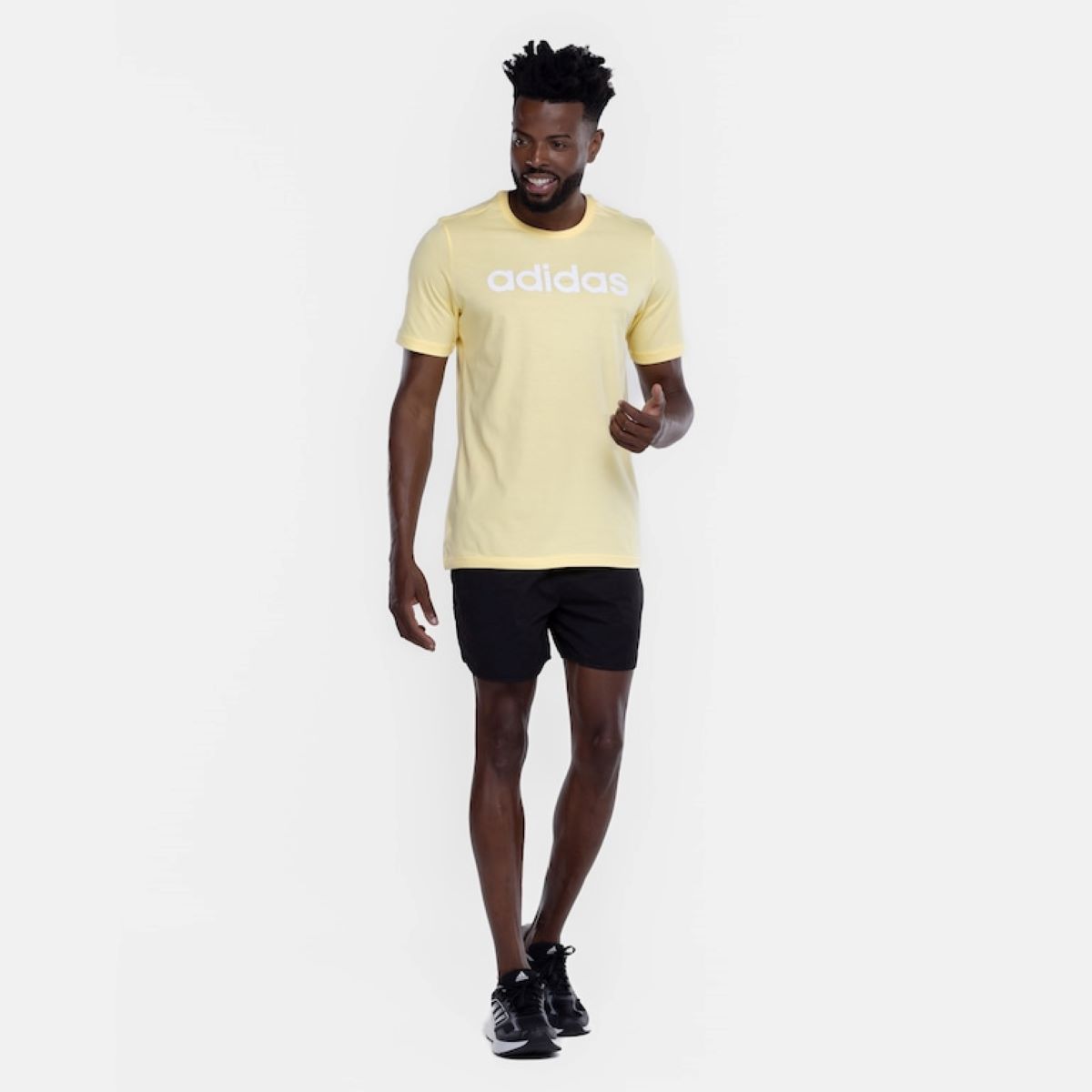 15312716759-camiseta-adidas-masculina-logo-linear-amarela-3-1.jpg
